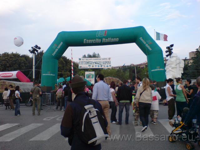 Adunata Alpini BAssano 2008 MK-085.JPG